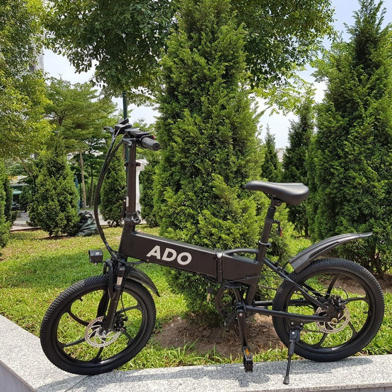 A detailed adoebike review